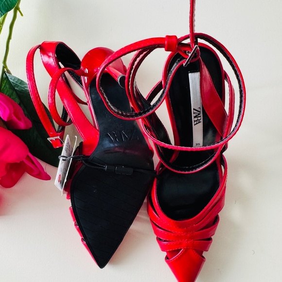 Zara strappy high heels red pumps - Picture 4 of 5